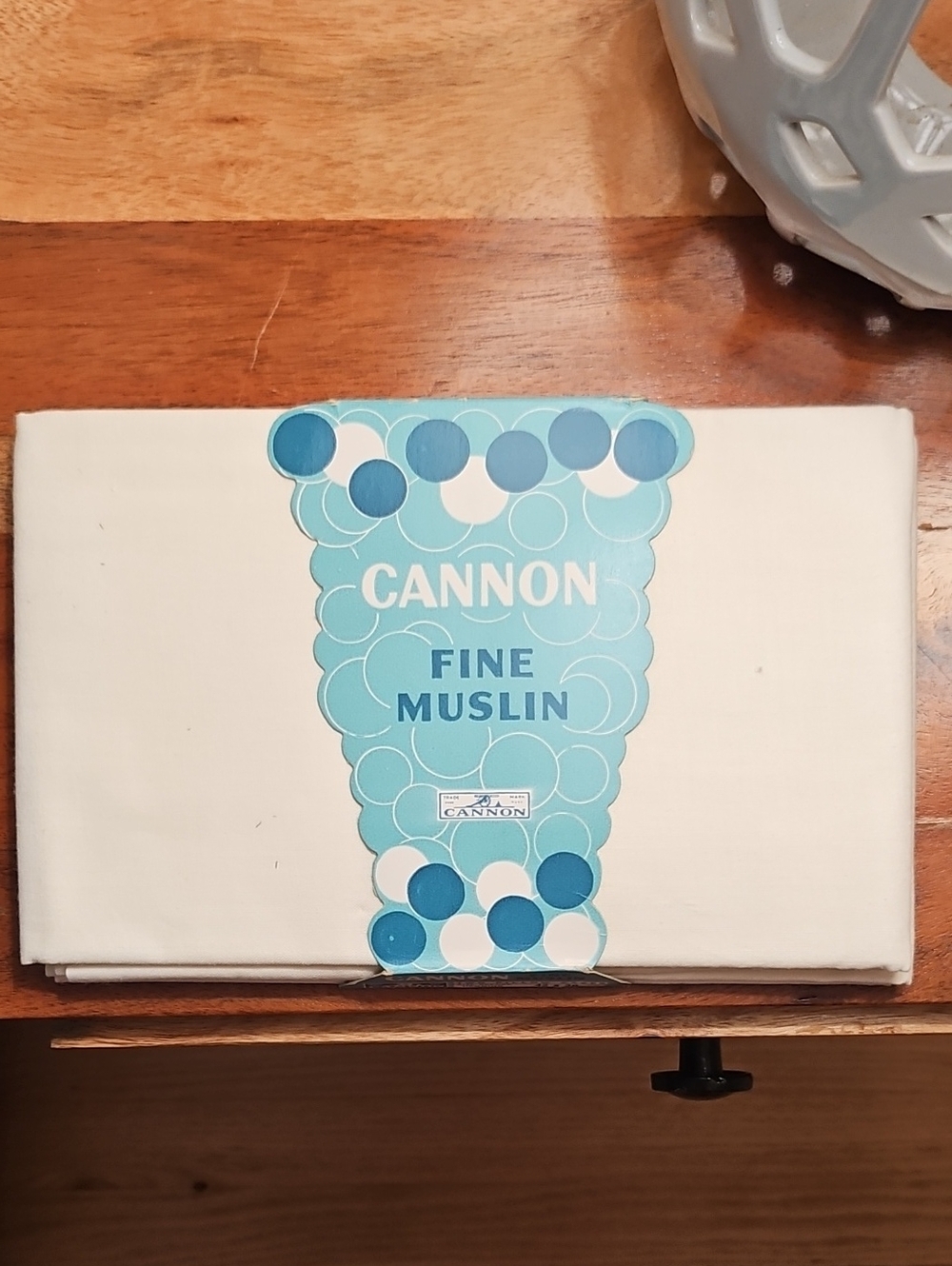 Vintage Cannon Fine Muslin Pillow Cases